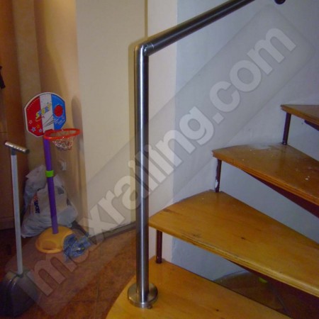 Иноксови парапети